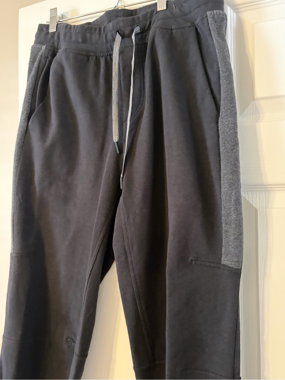 Lululemon Men's Black Jogger Pants with Gray Side Panels